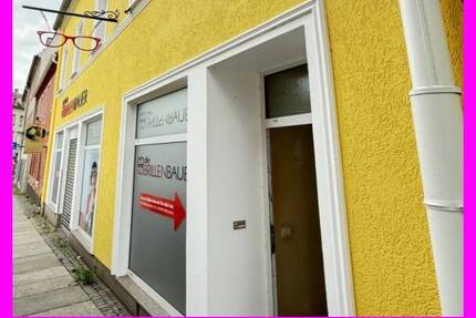 Kleines Wohn- & Geschäftshaus fast direkt am Marktplatz - FREI! zimmer