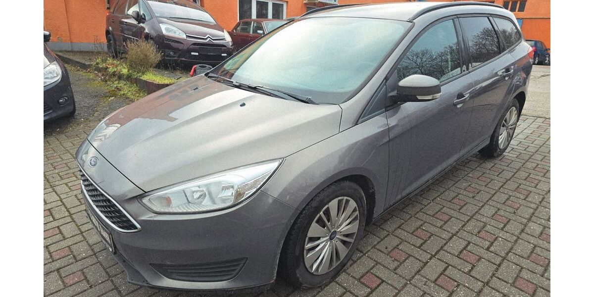 Ford Focus 182.800 km 4.990 &euro; Chemnitz 09114