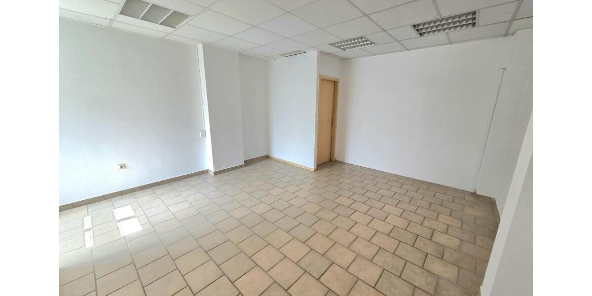 Gewerbeobjekt Chemnitz Adelsberg - 300&euro; | Angebot:26675568