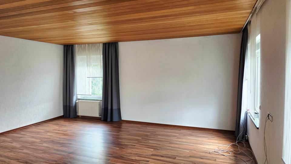 Schöne 3-Raum-Wohnung in ruhiger Lage in Schlettau zu vermieten