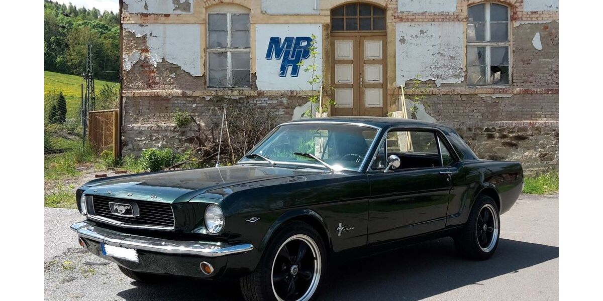 Ford Mustang 52.000 km 27.000 &euro; Chemnitz 09127