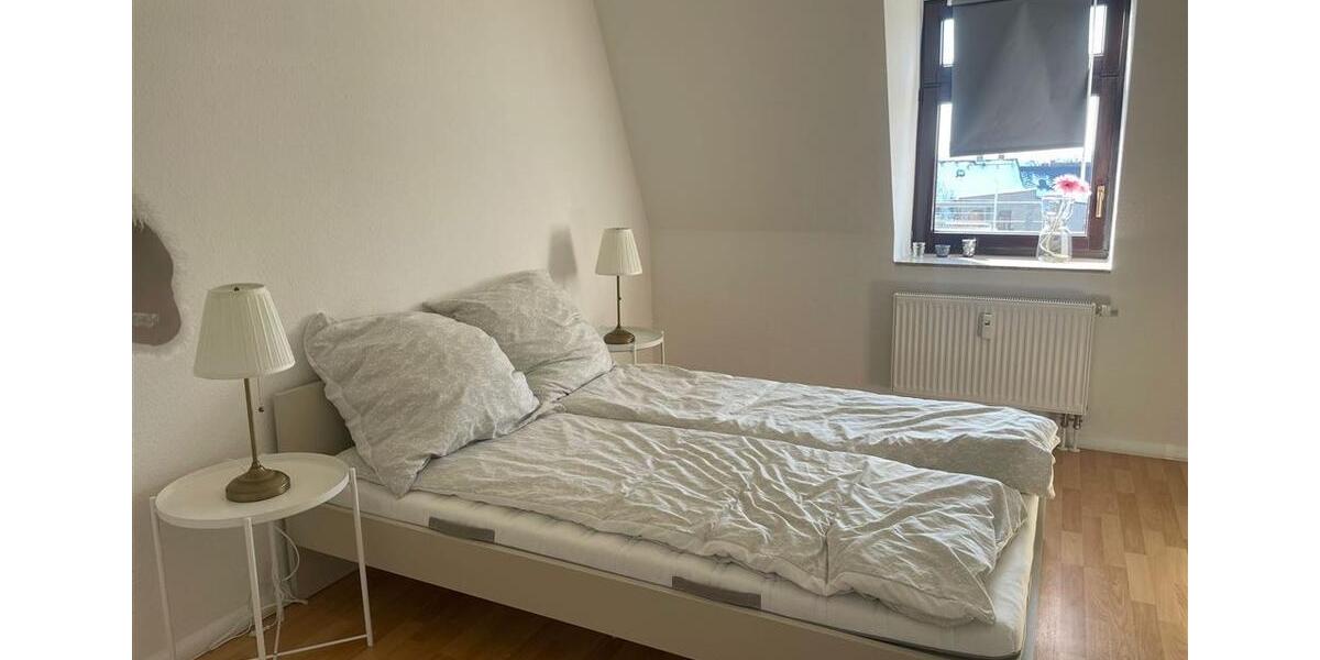 Dachgeschoßwohnung Chemnitz Ebersdorf - 3 Zimmer, 69 m&sup2;, 300&euro; | Angebot:26038269