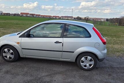 Ford Fiesta 110.600 km 1.250 &euro; Brand-Erbisdorf 09618