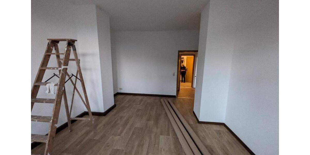 Dachgeschoßwohnung Chemnitz Rabenstein - 5 Zimmer, 142 m&sup2;, 850&euro; | Angebot:25589947