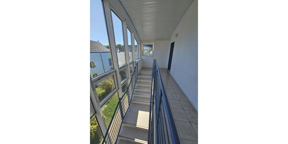 Teilmöblierte, hochwertig sanierte Wohnung in gepflegter Umgebung 2 zimmer