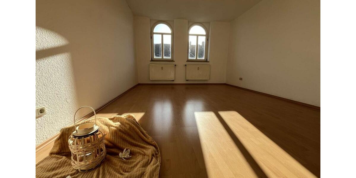 Dachgeschoßwohnung Chemnitz Altendorf - 2 Zimmer, 62 m&sup2;, 348&euro; | Angebot:24431181