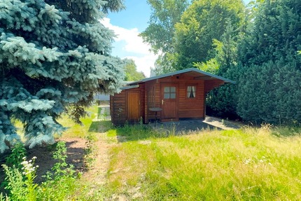 Großes Baugrundstück in Siebenlehn mit Bungalow und Doppelgarage zu verkaufen - Grundstück Großschirma | Angebot:27083918