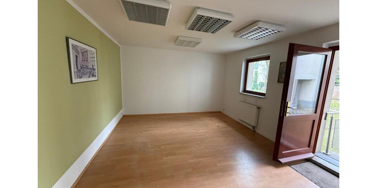 5-Raum BüroPraxis im Zentrum von Chemnitz für unterschiedliche Nutzungsoptionen zimmer