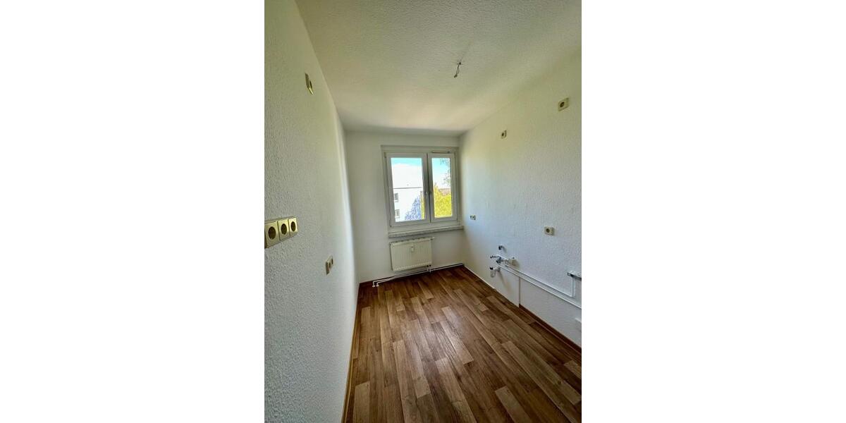 Etagenwohnung Chemnitz Adelsberg - 3 Zimmer, 60 m&sup2;, 325&euro; | Angebot:26291381