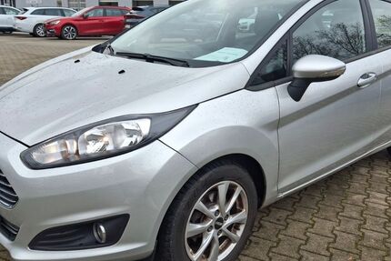 Ford Fiesta 100.317 km 4.590 € Chemnitz 09113