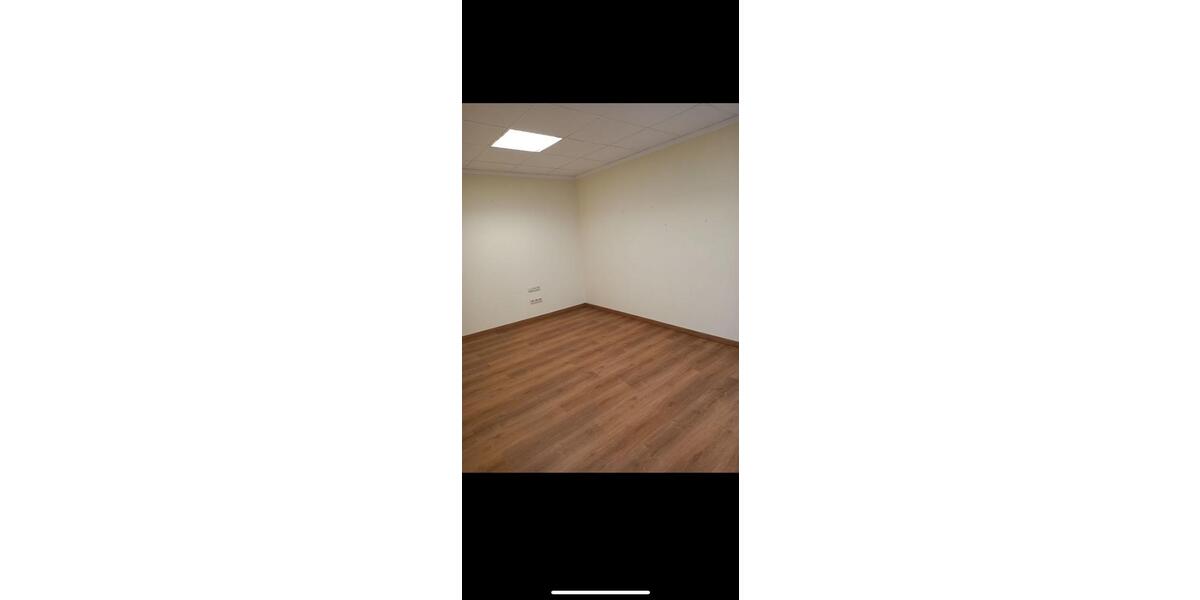 Büro- Praxisräume im Herzen von Zschopau zimmer