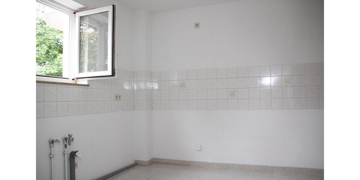 Dachgeschoßwohnung Chemnitz Adelsberg - 2 Zimmer, 70 m&sup2;, 440&euro; | Angebot:26167137