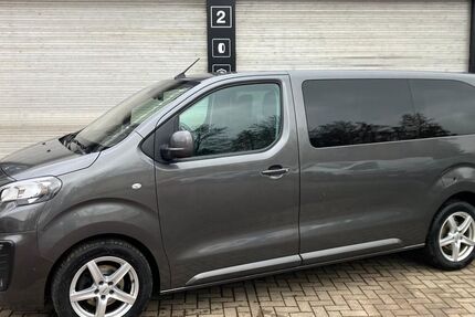 Peugeot Traveller 163.500 km 19.990 € Chemnitz 09122