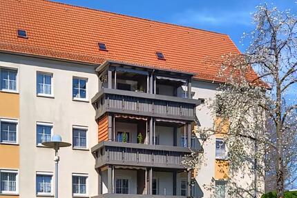 Wohnung Glauchau - 3 Zimmer, 64 m&sup2;, 70.000&euro; | Angebot:26194755