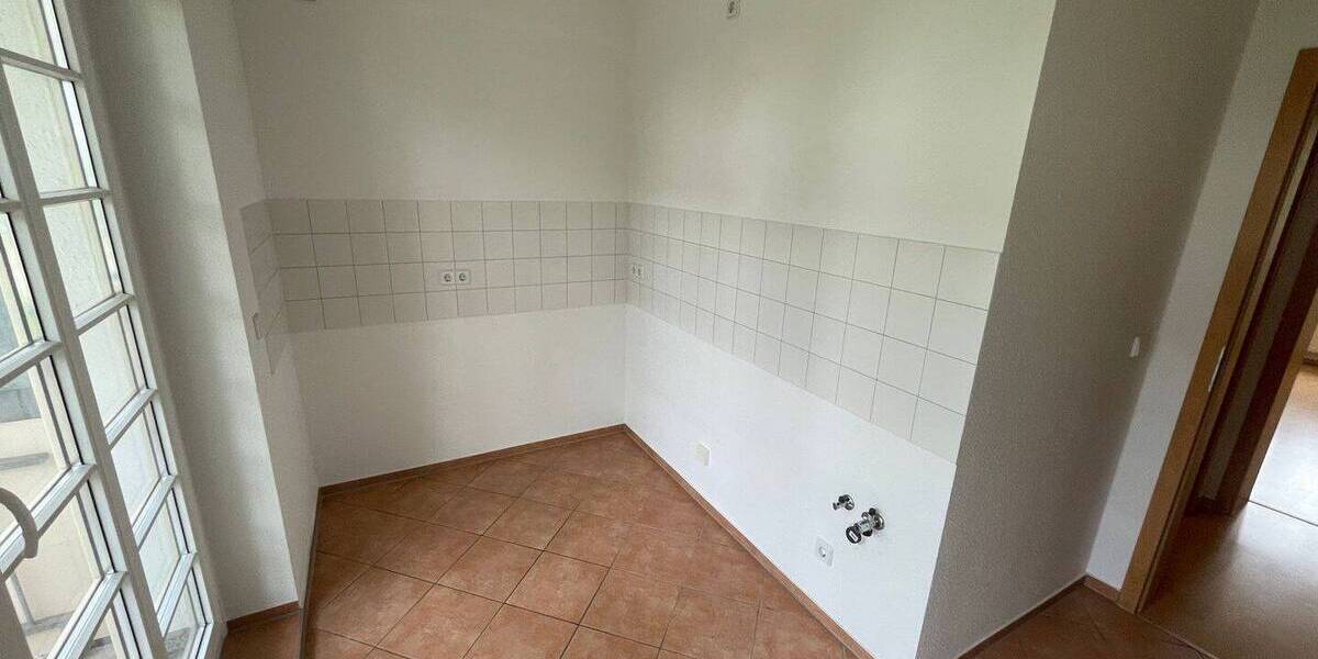 Etagenwohnung Chemnitz Lutherviertel - 1 Zimmer, 40 m&sup2;, 270&euro; | Angebot:26910505