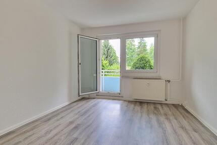 Wohnung Chemnitz Markersdorf - 2 Zimmer, 41 m&sup2;, 247&euro; | Angebot:26367401