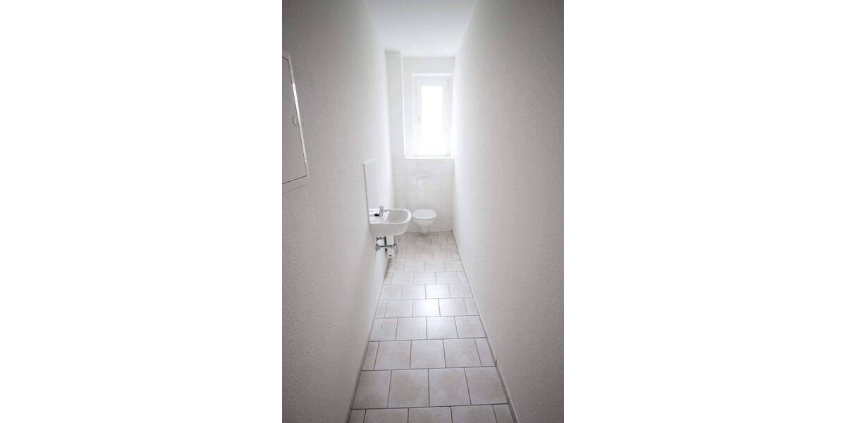 Etagenwohnung Chemnitz Kaßberg - 2 Zimmer, 75 m&sup2;, 386&euro; | Angebot:26840629