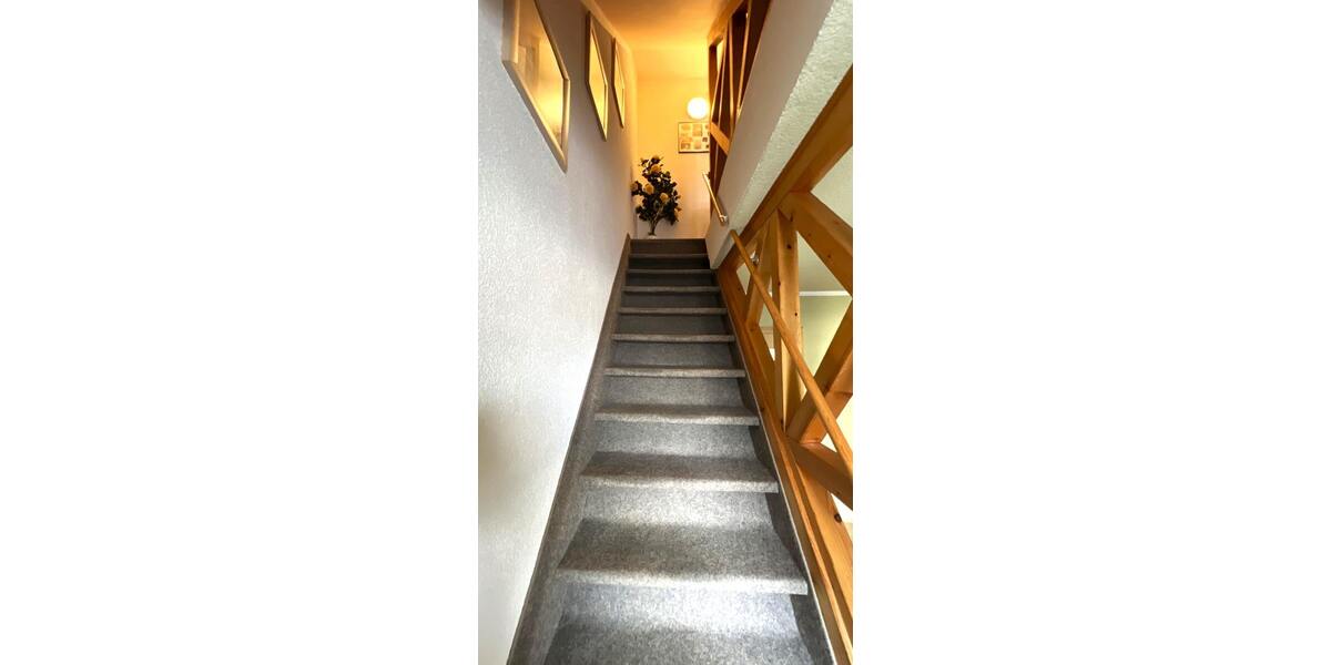 Reihenmittelhaus in zentraler Lage von Rochlitz 5 zimmer