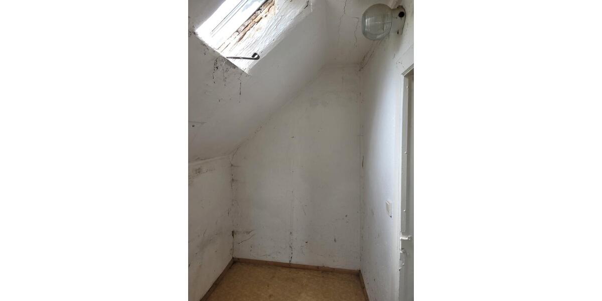 Einfamilienhaus Thermalbad Wiesenbad - 7 Zimmer, 70 m&sup2;, 15.000&euro; | Angebot:26786741
