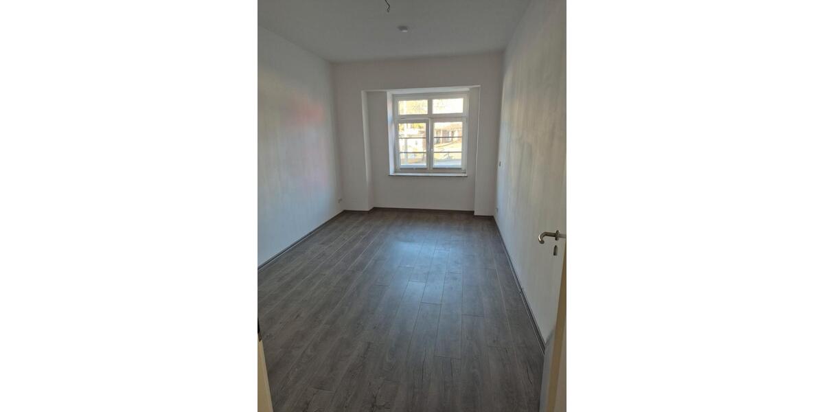 Erdgeschoßwohnung Chemnitz Ebersdorf - 2 Zimmer, 77 m&sup2;, 480&euro; | Angebot:26335114