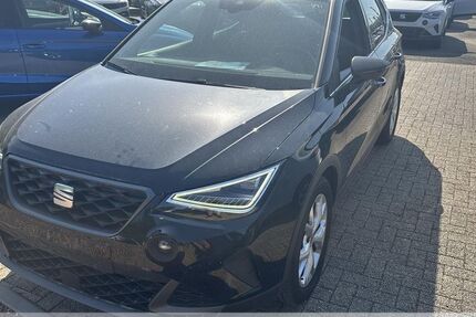 Seat Arona 17.860 km 15.899 &euro; Chemnitz 09125