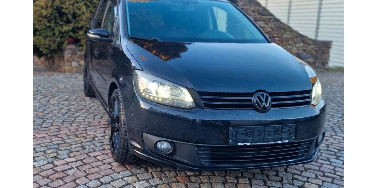 VW Touran 284.892 km 7.999 &euro; Siebenlehn Großschirma 09603