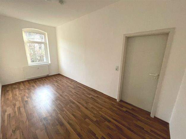 Etagenwohnung Chemnitz Schönau - 3 Zimmer, 69 m&sup2;, 420&euro; | Angebot:25662574