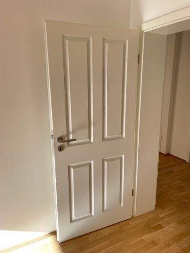 HOCHWERTIGE WOHNUNG MIT PARKETT, FUßBODENHEIZUNG, BALKON MIT GARTENANTEIL SOWIE EBK 3 zimmer