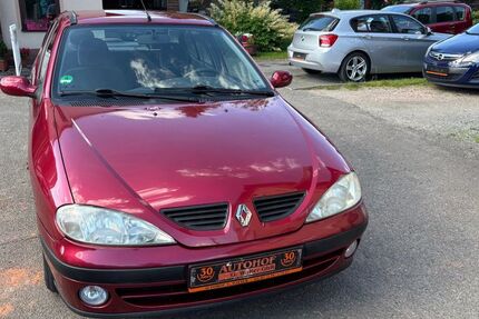 Renault Megane 113.000 km 1.800 &euro; Oelsnitz i.E. 09376