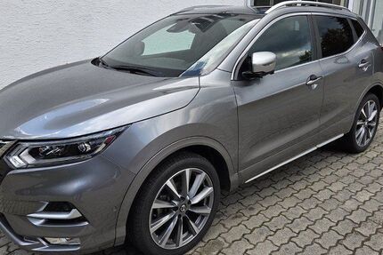 Nissan Qashqai 84.050 km 16.888 € Zwickau 08064