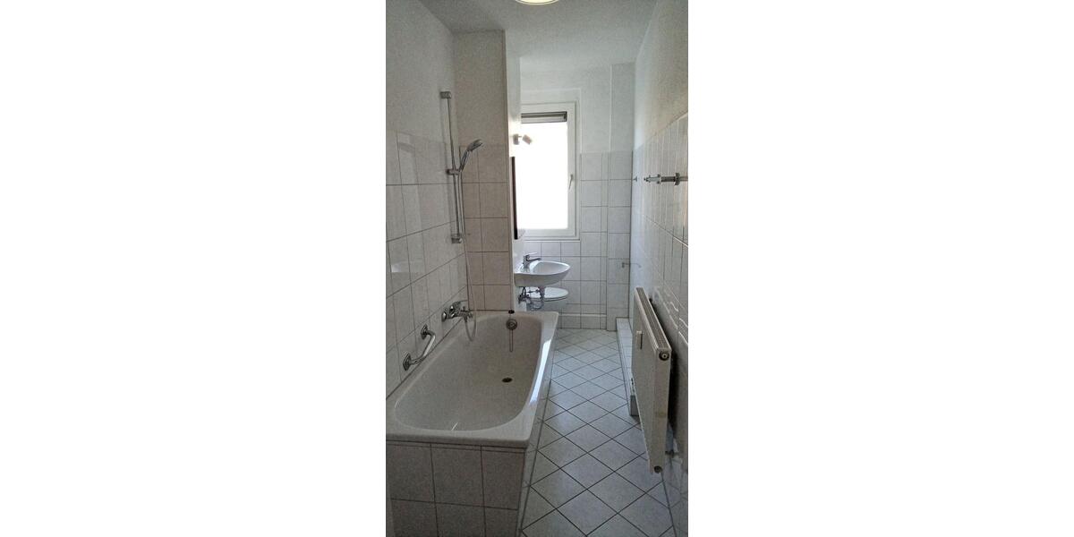 Etagenwohnung Limbach-Oberfrohna Oberfrohna - 2 Zimmer, 47 m&sup2;, 270&euro; | Angebot:26258299