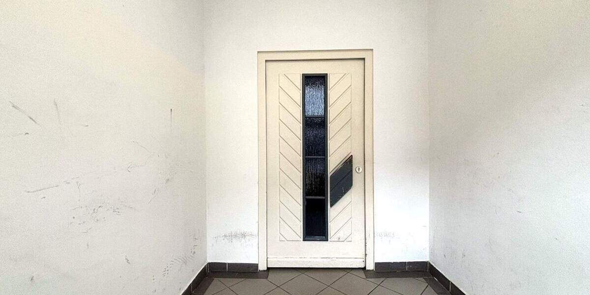 Etagenwohnung Chemnitz Kaßberg - 3 Zimmer, 66 m&sup2;, 80.000&euro; | Angebot:25820394