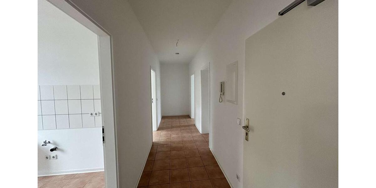 Etagenwohnung Chemnitz Ebersdorf - 3 Zimmer, 68 m&sup2;, 430&euro; | Angebot:26613477