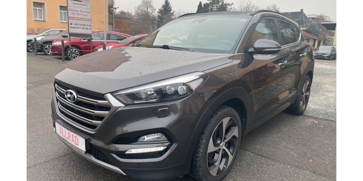 Hyundai TUCSON 120.000 km 15.200 € Chemnitz 09114