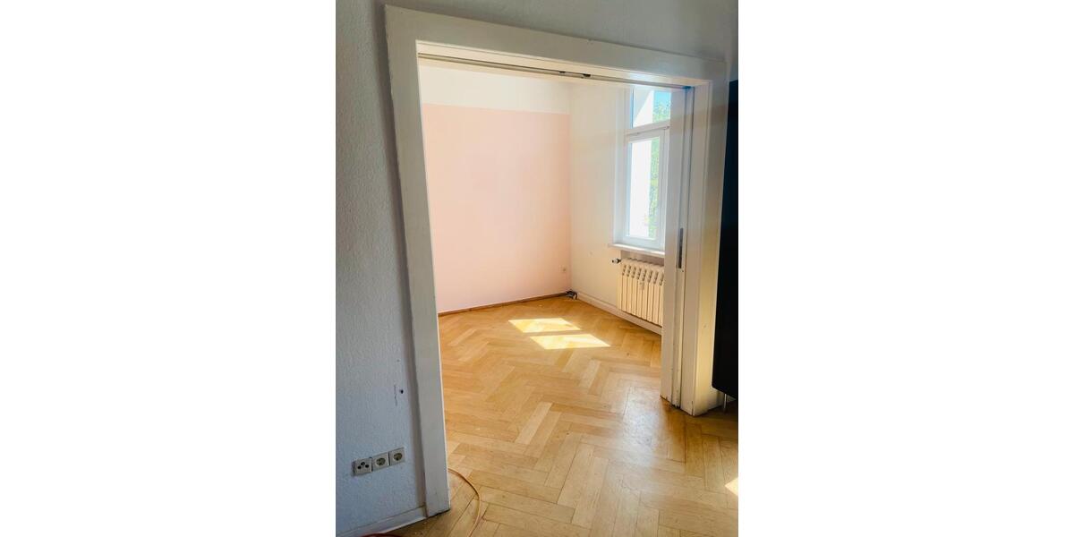 Etagenwohnung Chemnitz Helbersdorf - 4 Zimmer, 96 m&sup2;, 768&euro; | Angebot:26406533