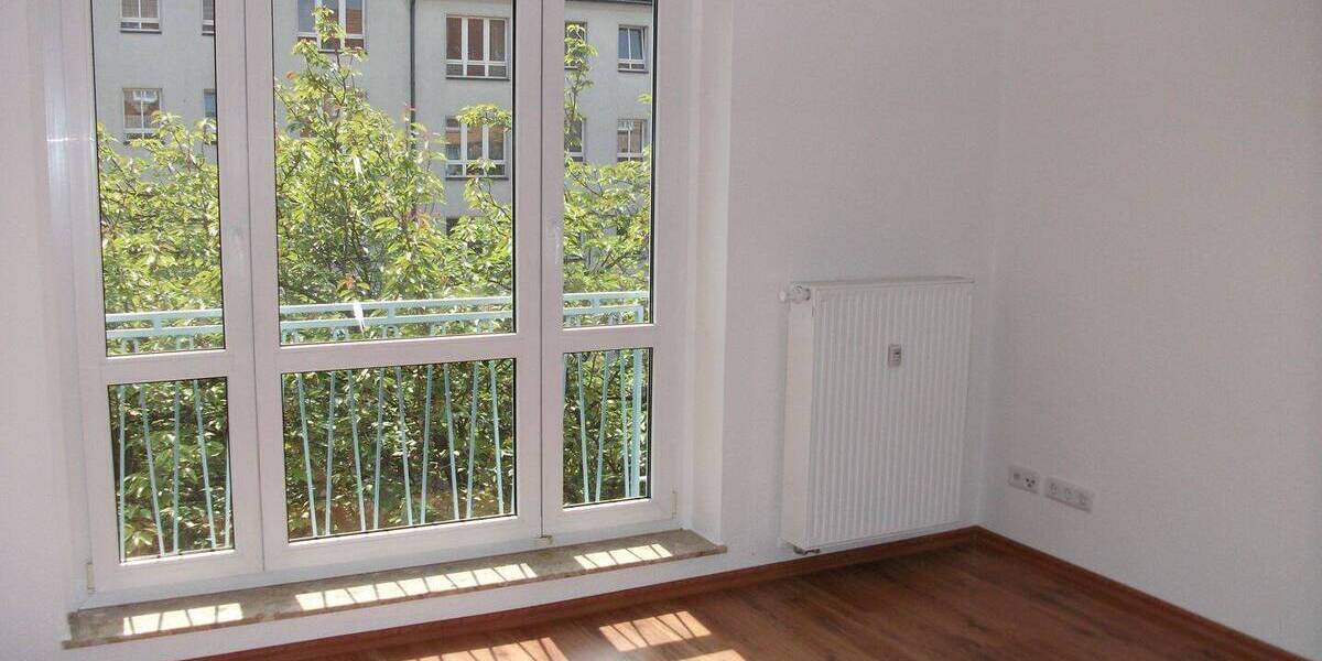 Etagenwohnung Chemnitz Lutherviertel - 2 Zimmer, 45 m&sup2;, 285&euro; | Angebot:26806951