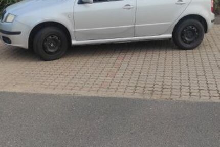 Skoda Fabia 149.500 km 870 &euro; Burgstädt 09217