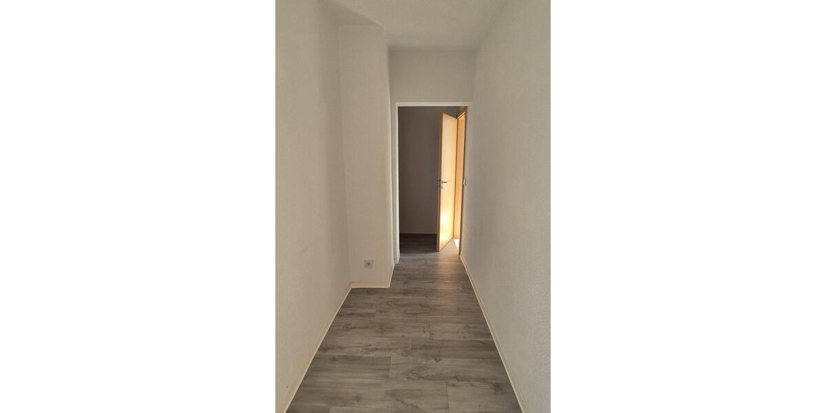 Etagenwohnung Hohenstein-Ernstthal Ernstthal - 4 Zimmer, 110 m&sup2;, 706&euro; | Angebot:25432953