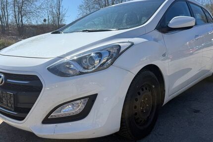 Hyundai i30 185.000 km 5.999 &euro; Chemnitz 09114