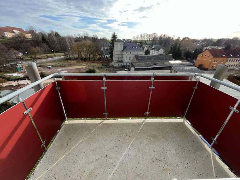 Wohnung zum Mieten in Hainichen 290 € 58.2 m²
