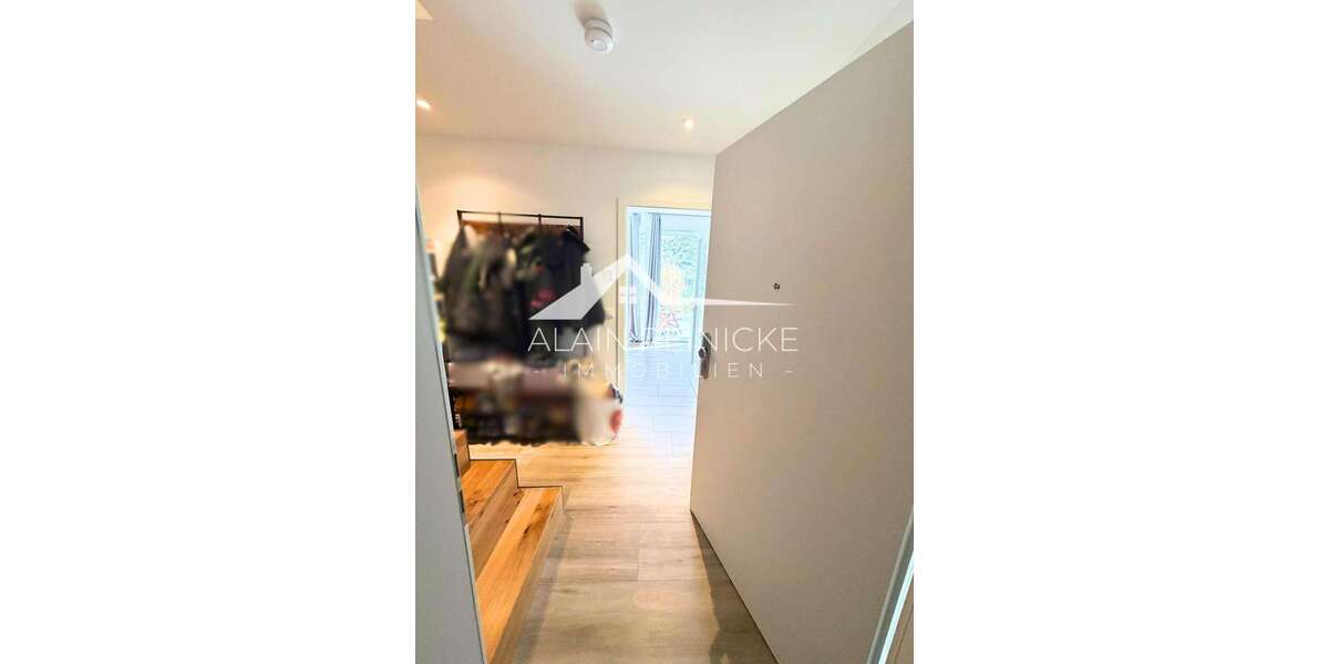 ruhig Wohnen mit Terrasse & Balkonen & TG-Stellplatz - Maisonettenwohnung Chemnitz | Angebot:25932234