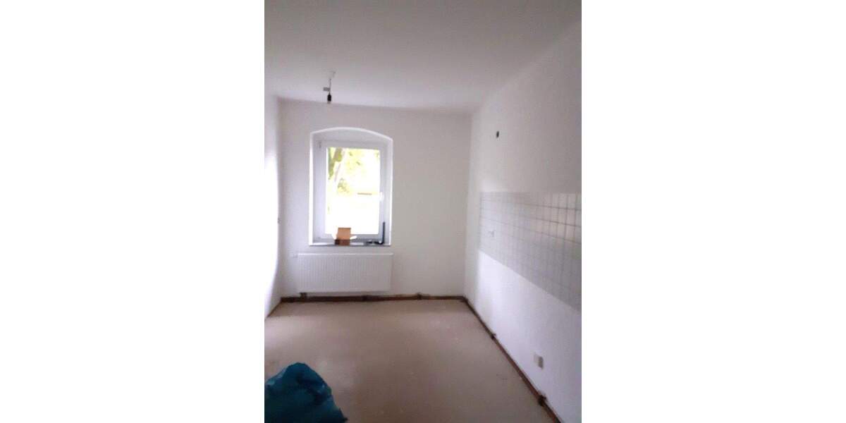NEU SANIERT! 3R-Wohnung mit Stellplatz 80 m² (EBK) ***Vermieter-Bonus 2 Kaltmieten geschenkt*** 3 zimmer