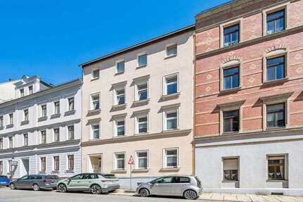 Haus Chemnitz Altendorf - 11 Zimmer, 264 m&sup2;, 340.000&euro; | Angebot:26306227