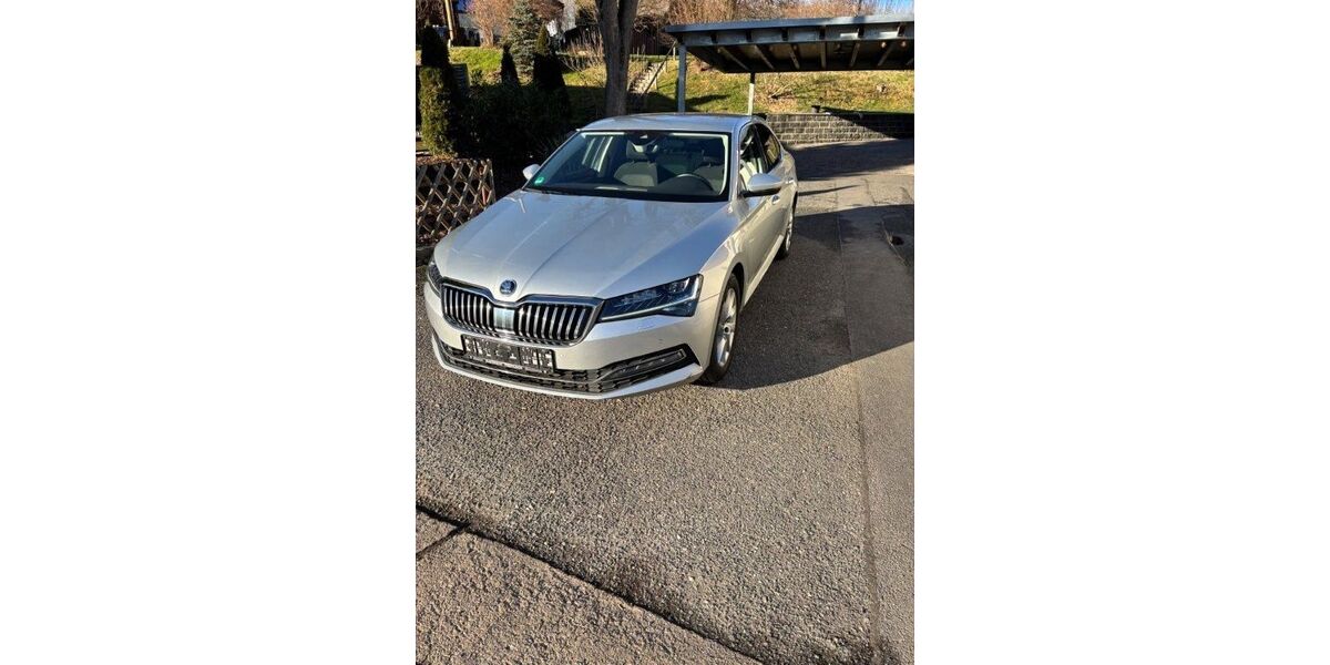Skoda Superb 185.000 km 16.999 &euro; Chemnitz 09120