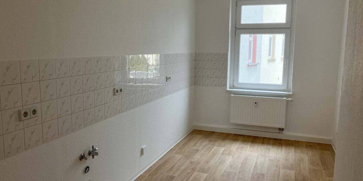 Etagenwohnung Zschopau - 4 Zimmer, 80 m&sup2;, 480&euro; | Angebot:26816719