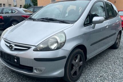 Honda Jazz 175.000 km 1.200 &euro; Chemnitz 09114