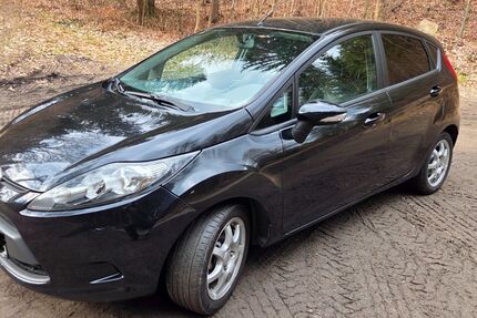 Ford Fiesta 127.000 km 4.400 &euro; Großrückerswalde 09518