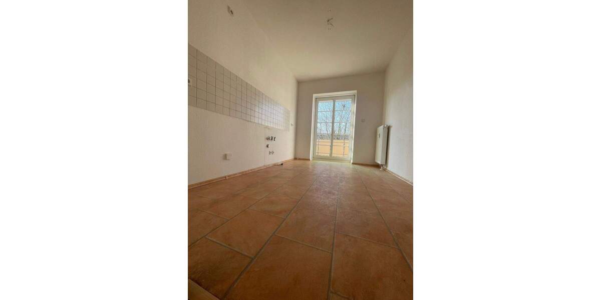 Etagenwohnung Chemnitz Lutherviertel - 2 Zimmer, 51 m&sup2;, 310&euro; | Angebot:25821580