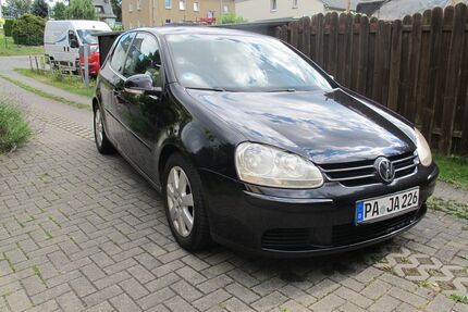 VW Golf 233.500 km 2.400 &euro; Chemnitz 09224
