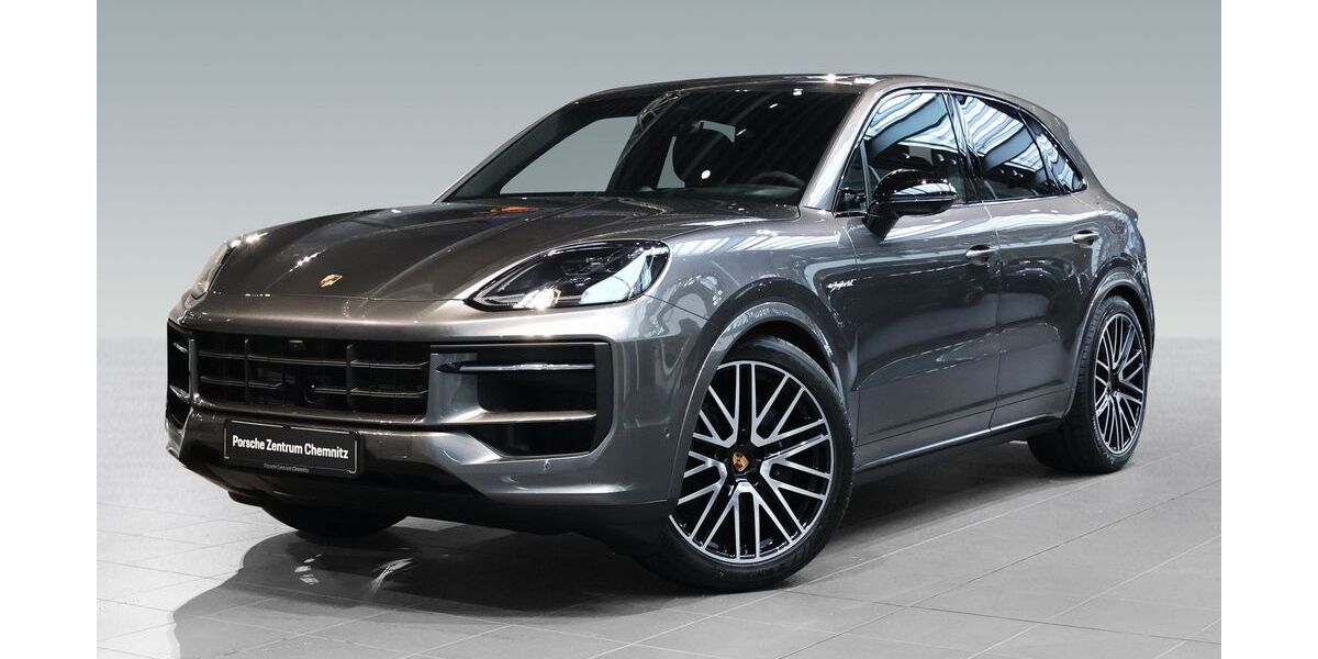 Porsche Cayenne 6.000 km 121.345 € Chemnitz 09116